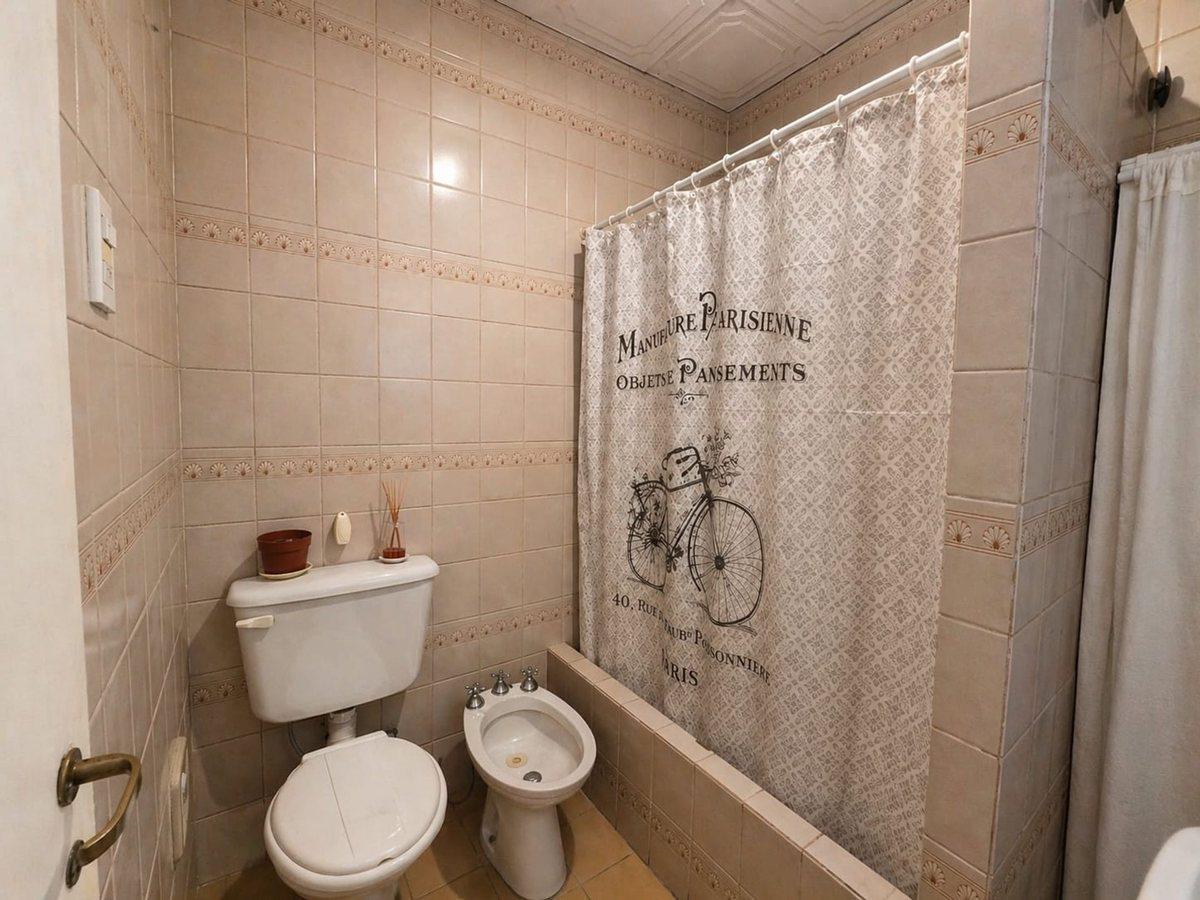 Foto de VENTA PH 3 AMB C/ TERRAZA PROPIA EXC. UBICACACION, imagen 1