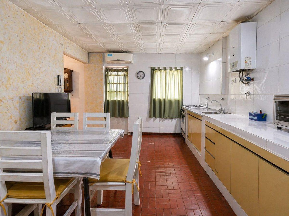 Foto de VENTA PH 3 AMB C/ TERRAZA PROPIA EXC. UBICACACION, imagen 4