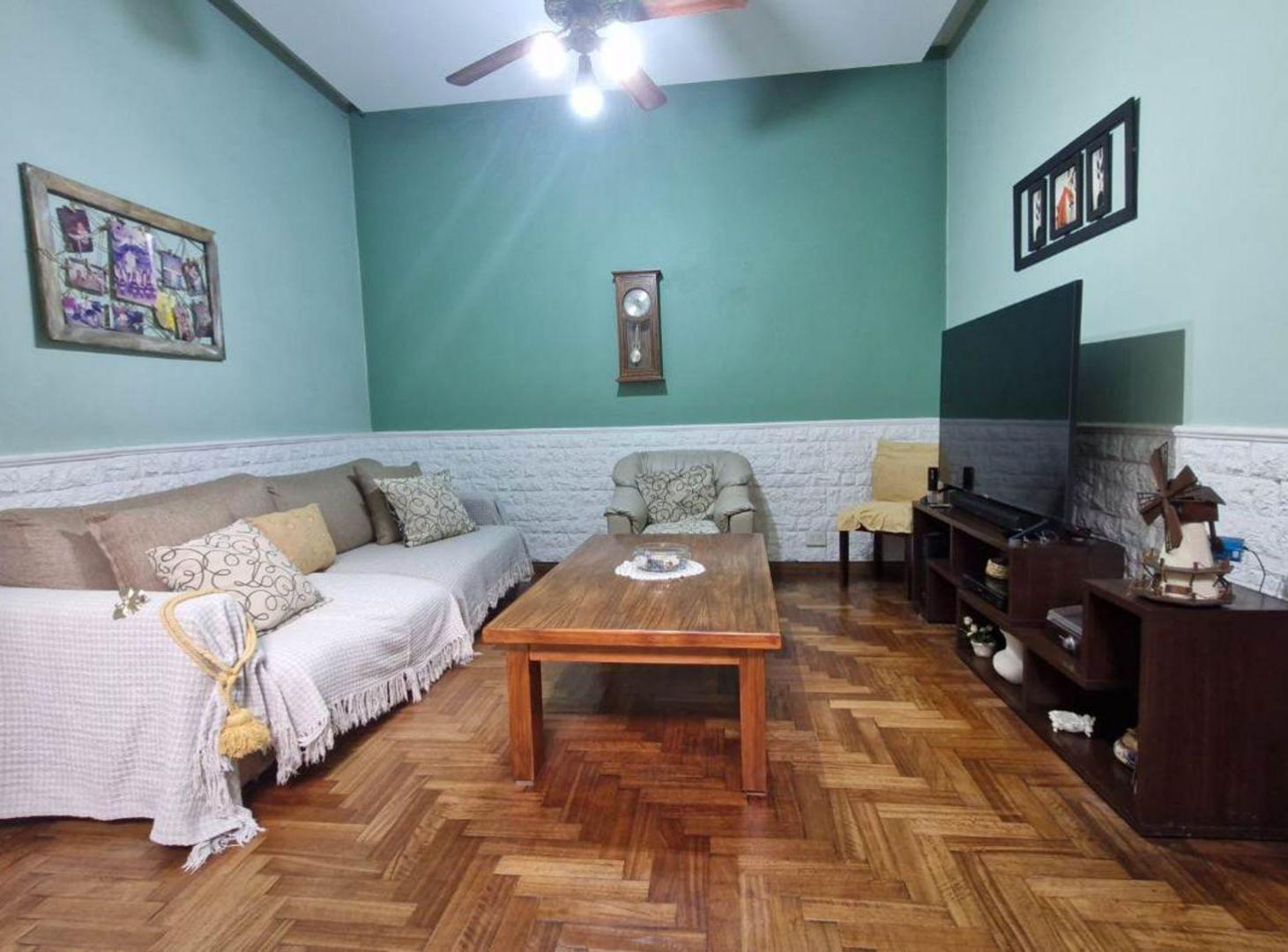 Foto de Casa 5 ambientes Lanus Apto credito, jardin y coch, imagen 5