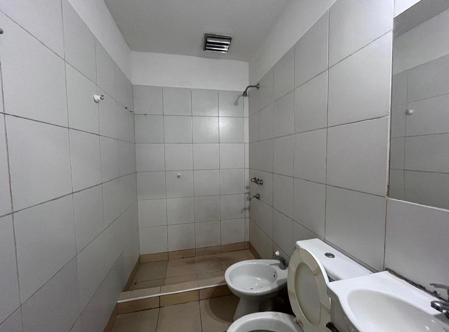 Foto de Departamento 3 amb. en Alquiler en Valentín Alsina, imagen 1
