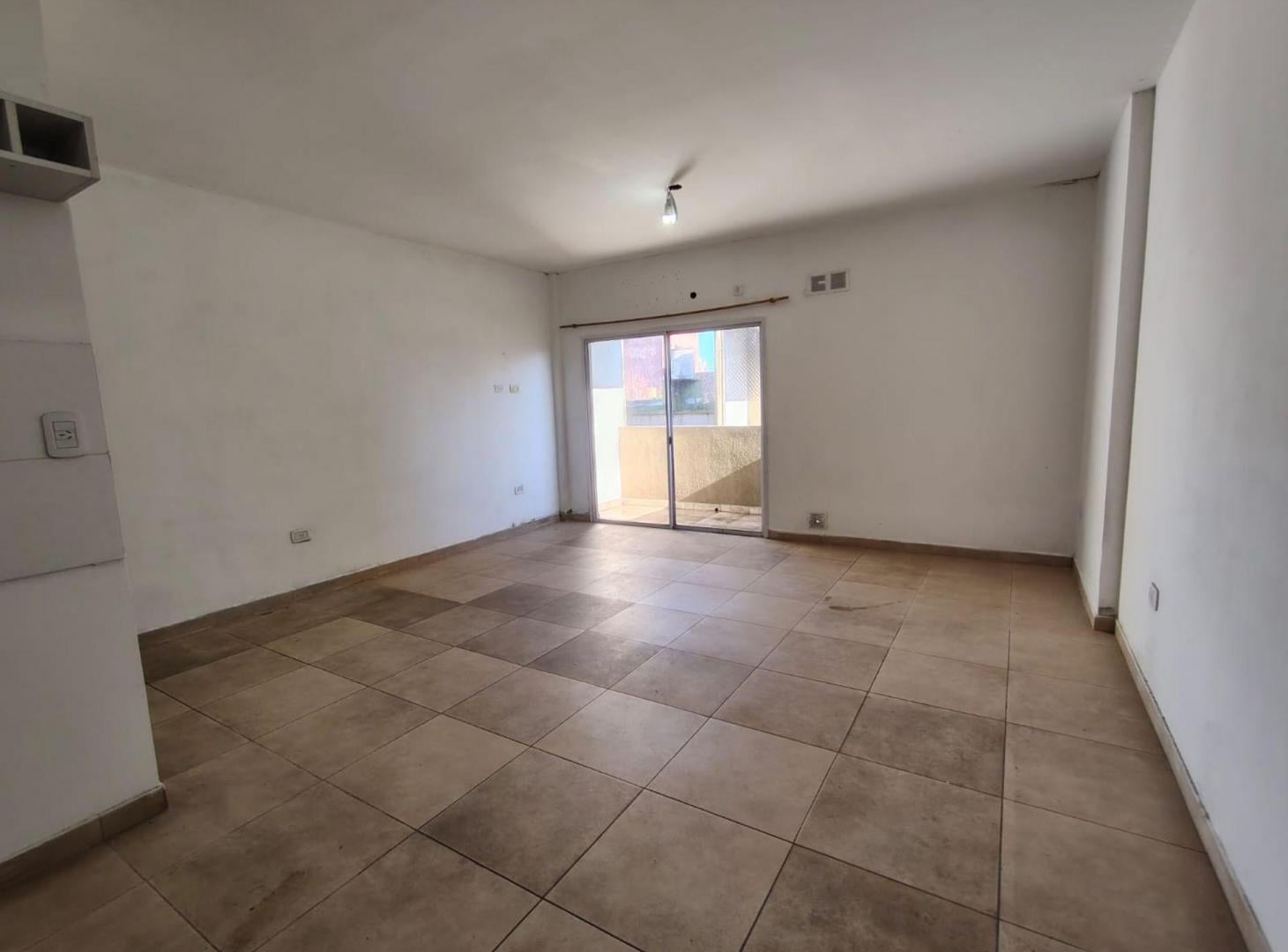 Foto de ALQUILER DPTO CON COCHERA Y BALCON LANÚS O., imagen 1