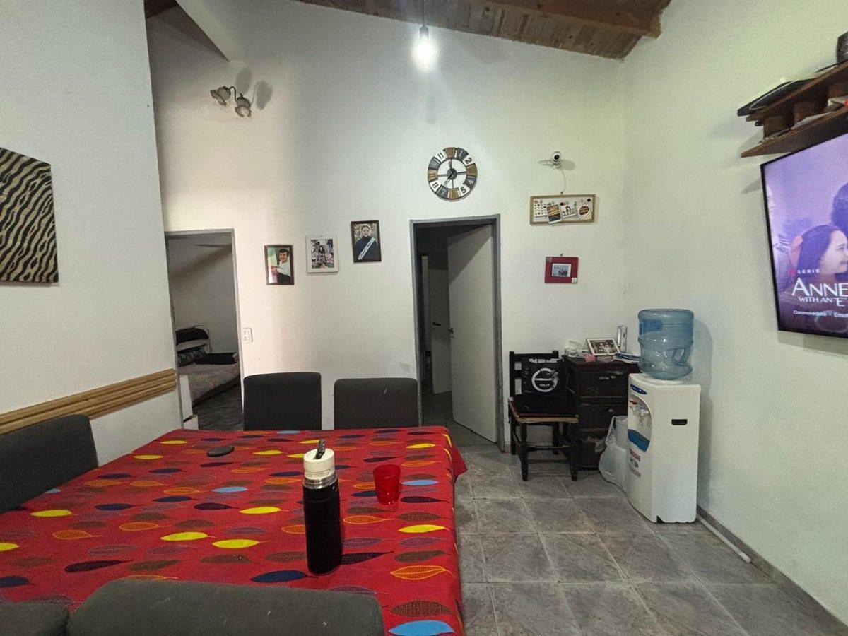 Foto de CASA EN VENTA EZEIZA LOTE 1000 M2.PERMUTA-FINANCIA, imagen 4