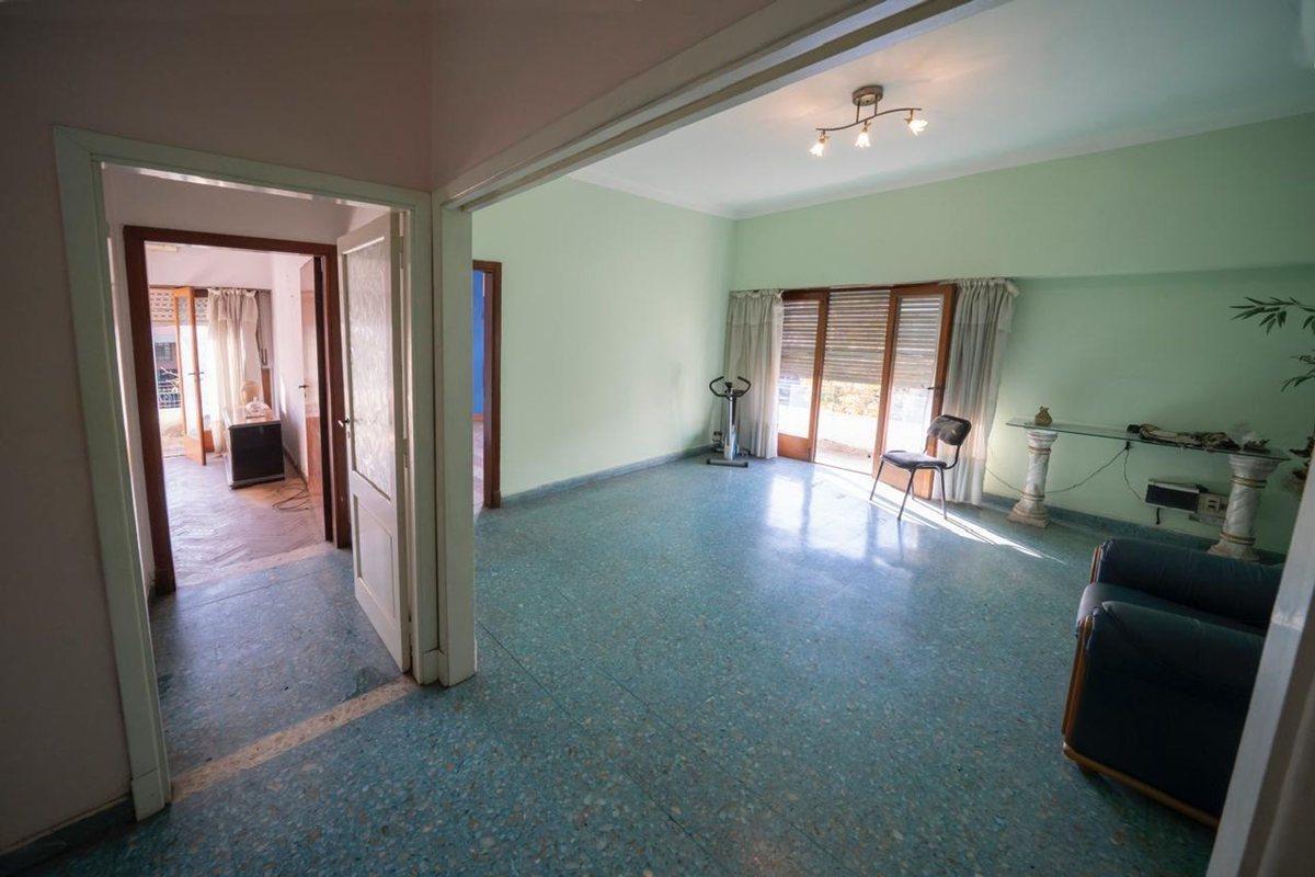 Foto de VENTA PH 3 AMBIENTES CON QUINCHO LANUS OESTE, imagen 4