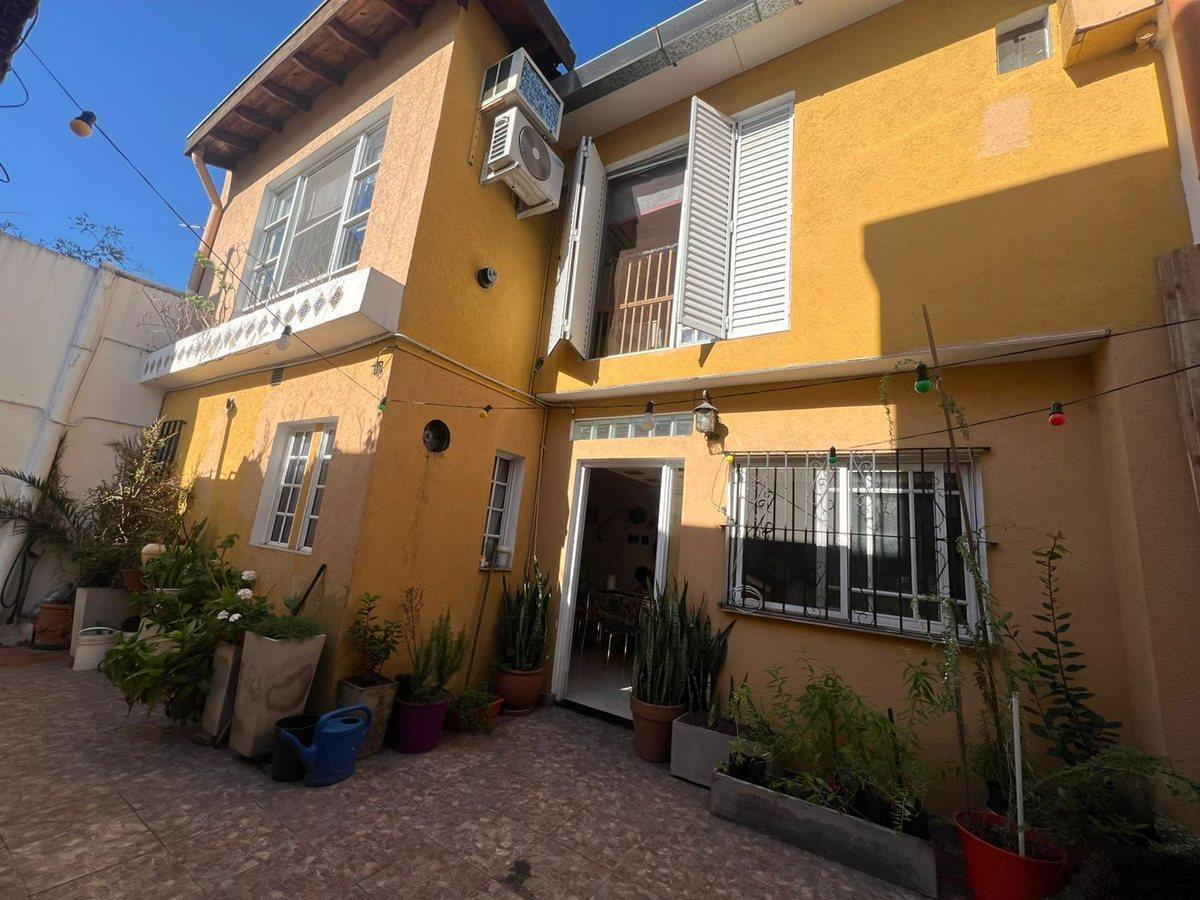 Foto de VENTA CASA 4 AMB MAS DEPTO 2 AMB V.ALSINA, imagen 4