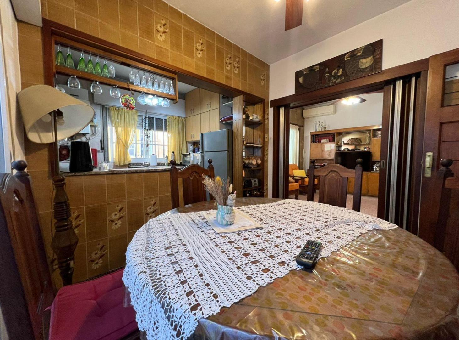 Foto de VENTA CASA 4 AMB MAS DEPTO 2 AMB V.ALSINA, imagen 5