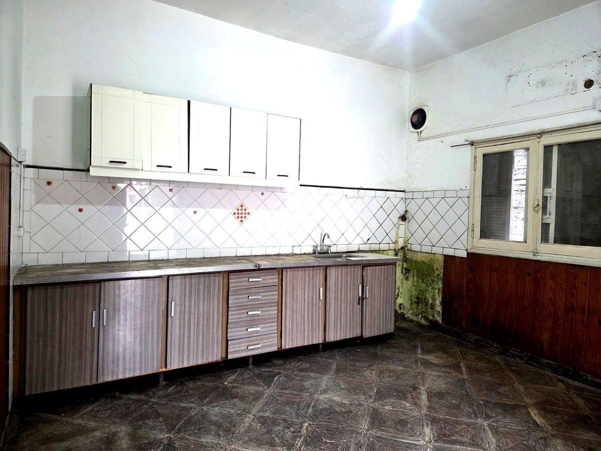 Foto de LOTE CON 5 DPTOS Y FONDO LIBRE.IDEAL INVERSOR, imagen 3