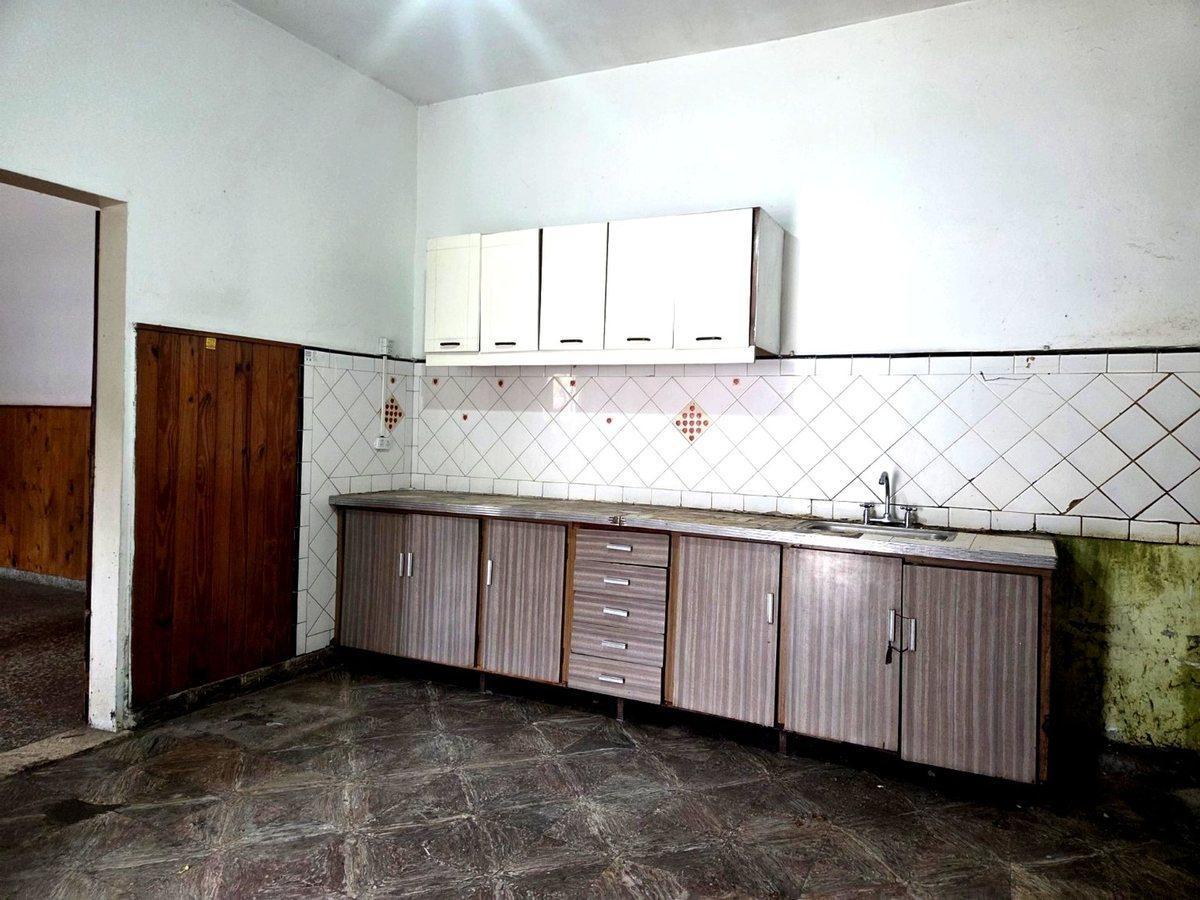 Foto de LOTE CON 5 DPTOS Y FONDO LIBRE.IDEAL INVERSOR, imagen 4