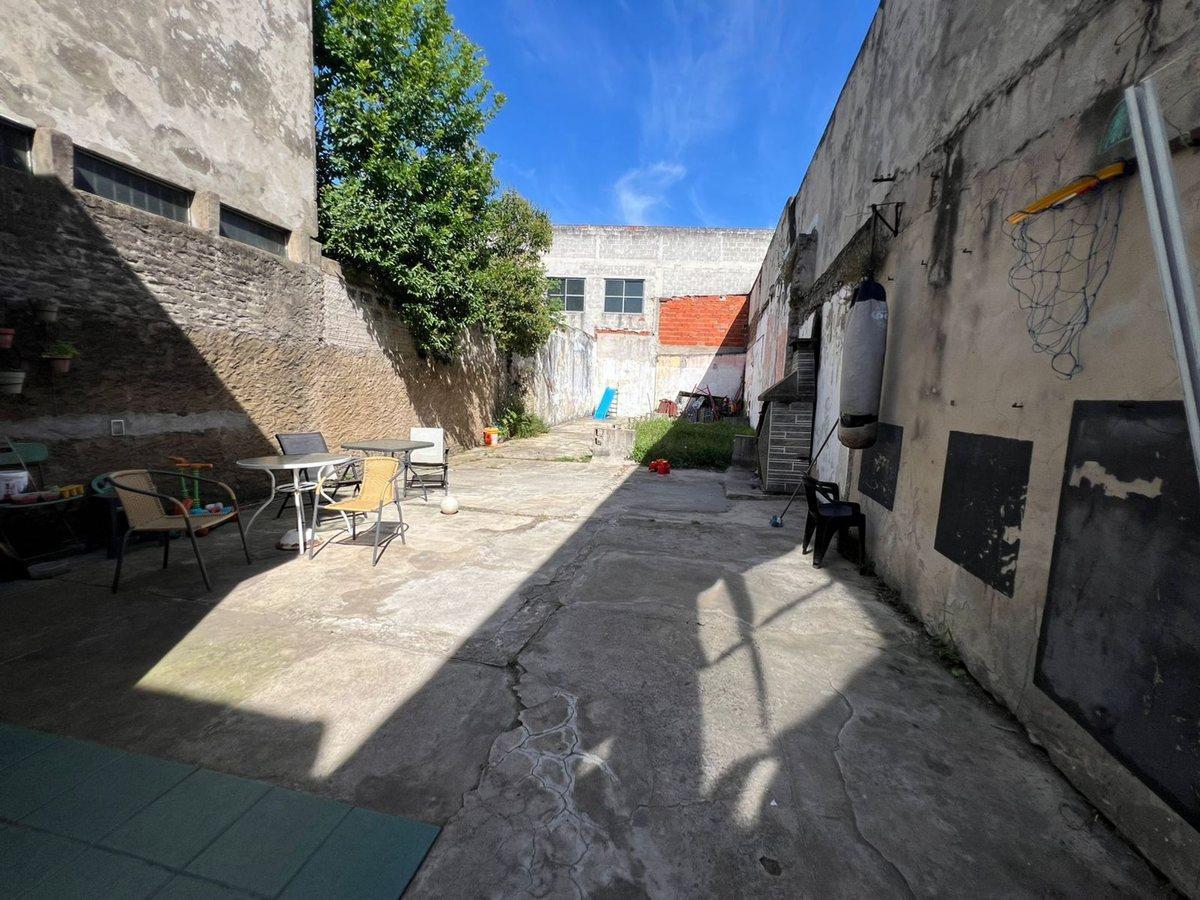 Foto de CASA 5 AMB, FONDO, COCHERA, PIÑEYRO, imagen 2