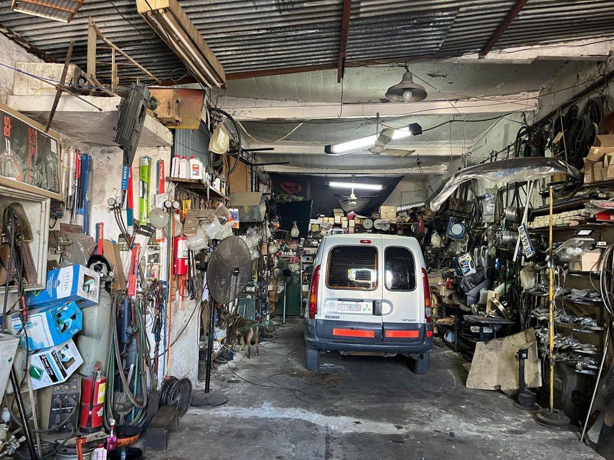 Foto de GALPON CON VIVIENDA A REFACCIONAR O DEMOLER LANUS, imagen 2