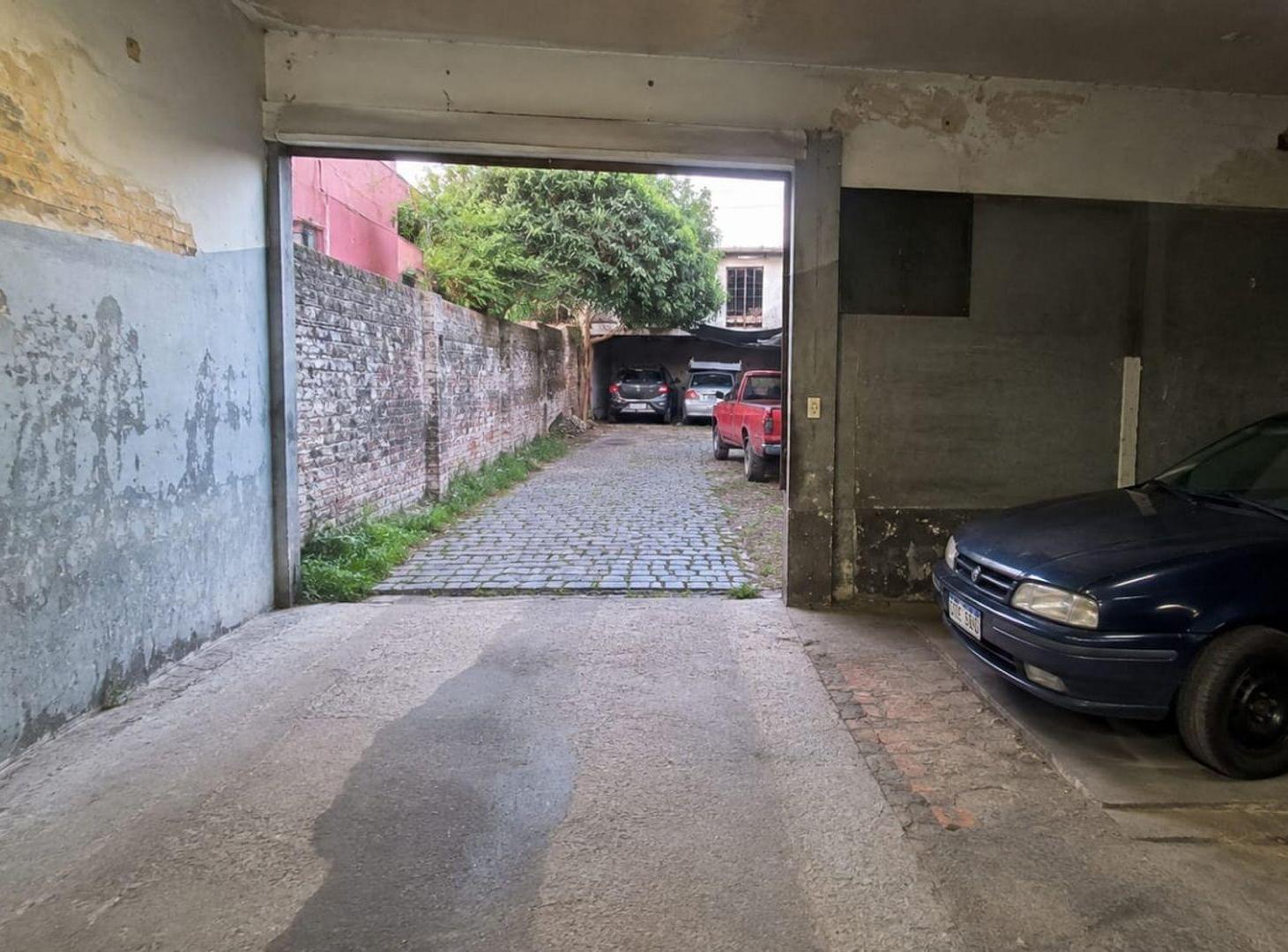 Foto de GALPÓN EN ALQUILER – SARANDÍ, AVELLANEDA, imagen 2