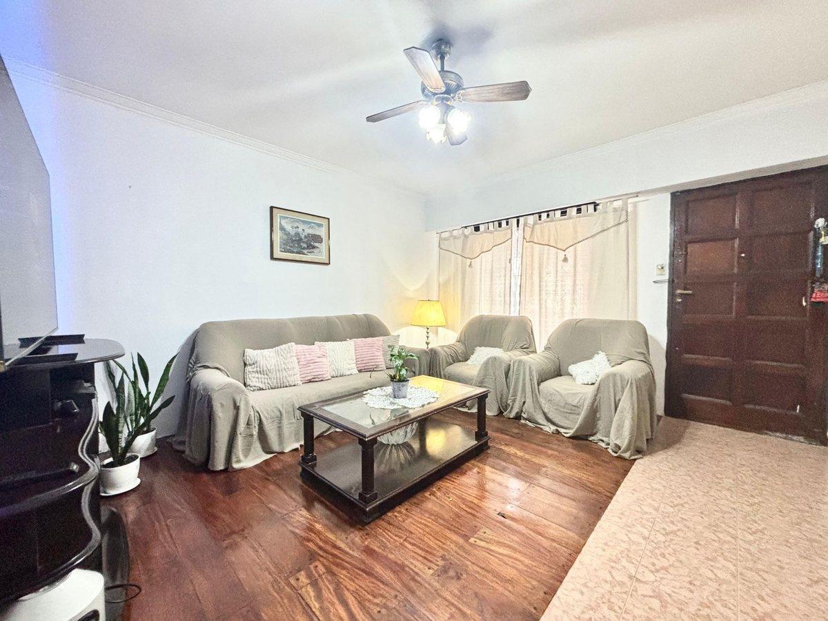 Foto de CASA EN VENTA 5 AMB-COCHERA-PATIO V. ALSINA, imagen 3