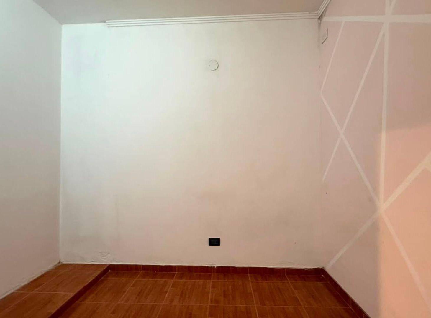 Foto de PH TIPO CASA EN VENTA 4 AMB CON PATIO Y QUINCHO, imagen 2