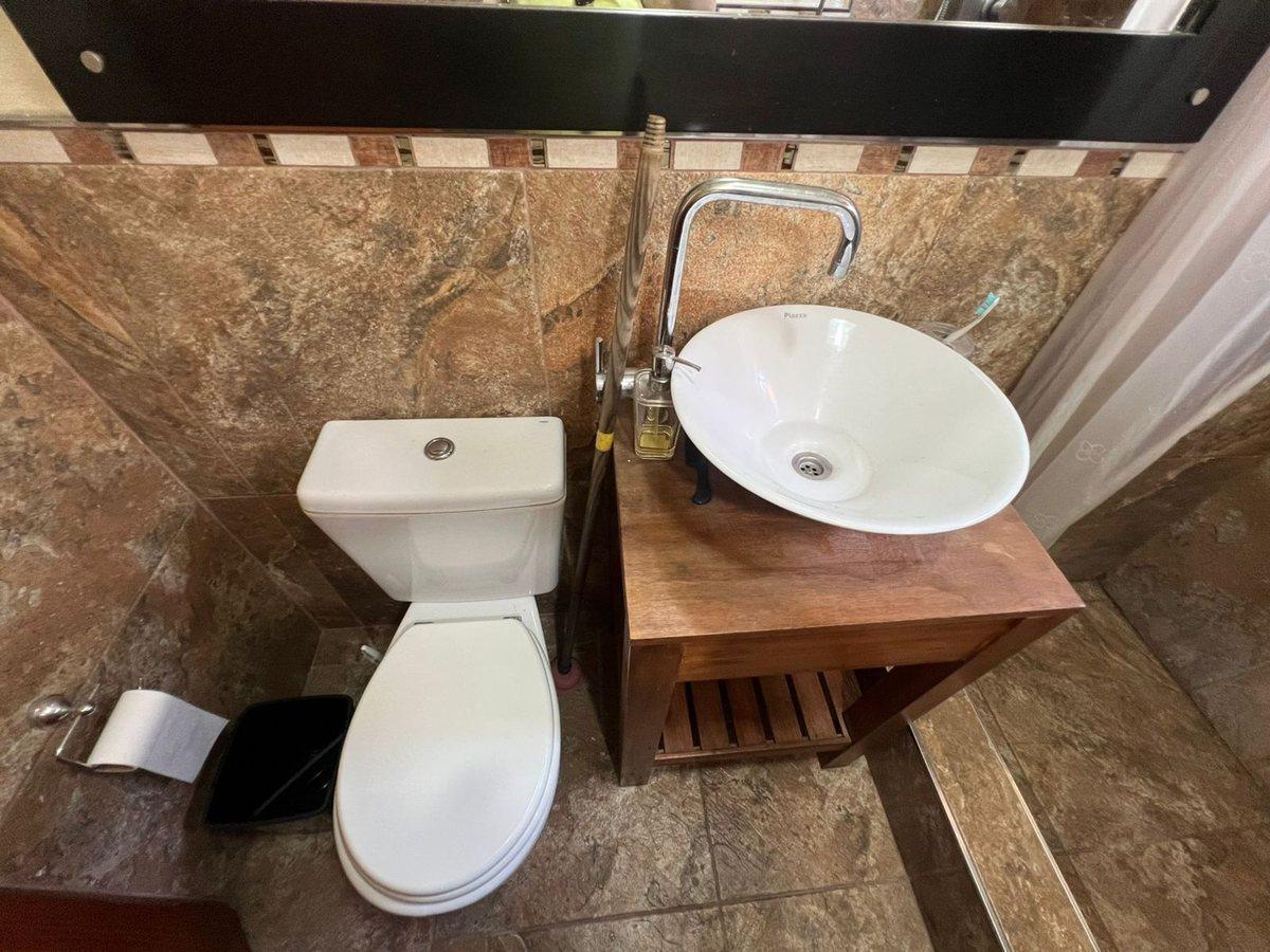Foto de CASA EN VENTA 5 AMB, imagen 2