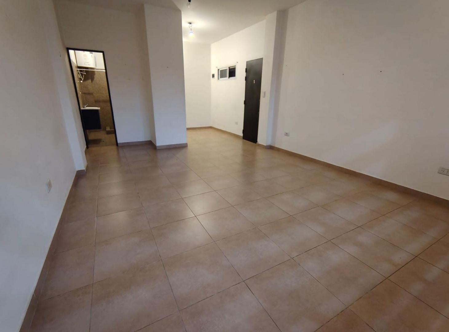 Foto de VENTA MONOAMBIENTE MUY LUMINOSO LANUS, imagen 5