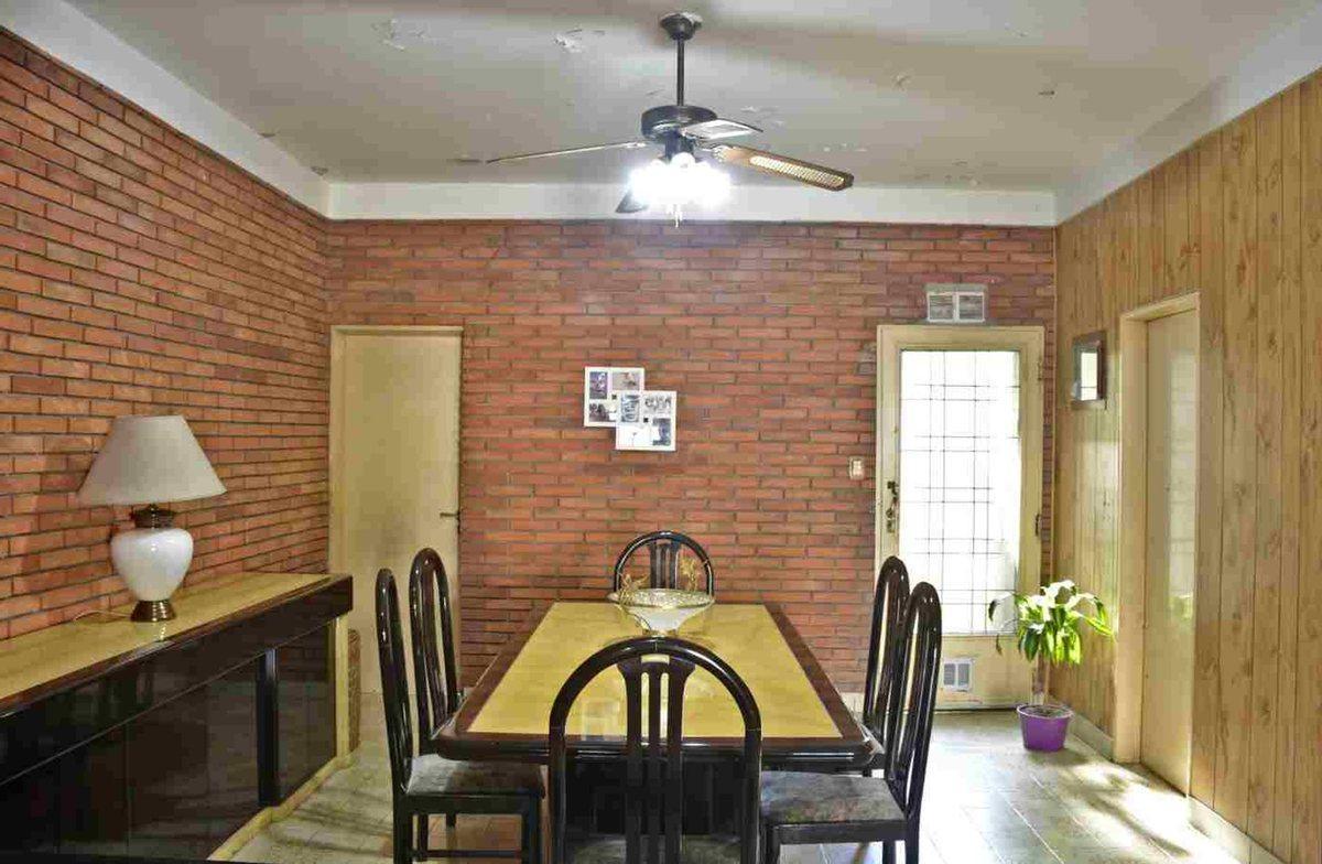 Foto de VENTA CASA 3 AMB C/ COCHERA Y PATIO - V. ALSINA, imagen 4