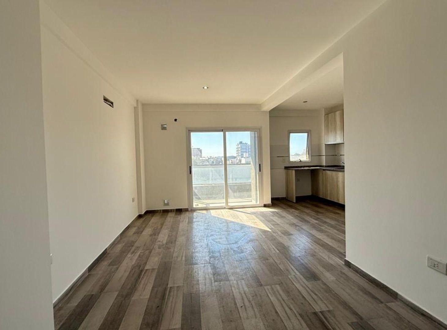 Foto de VENTA DTO 2 AMB A ESTRNAR- LANUS OESTE, imagen 3