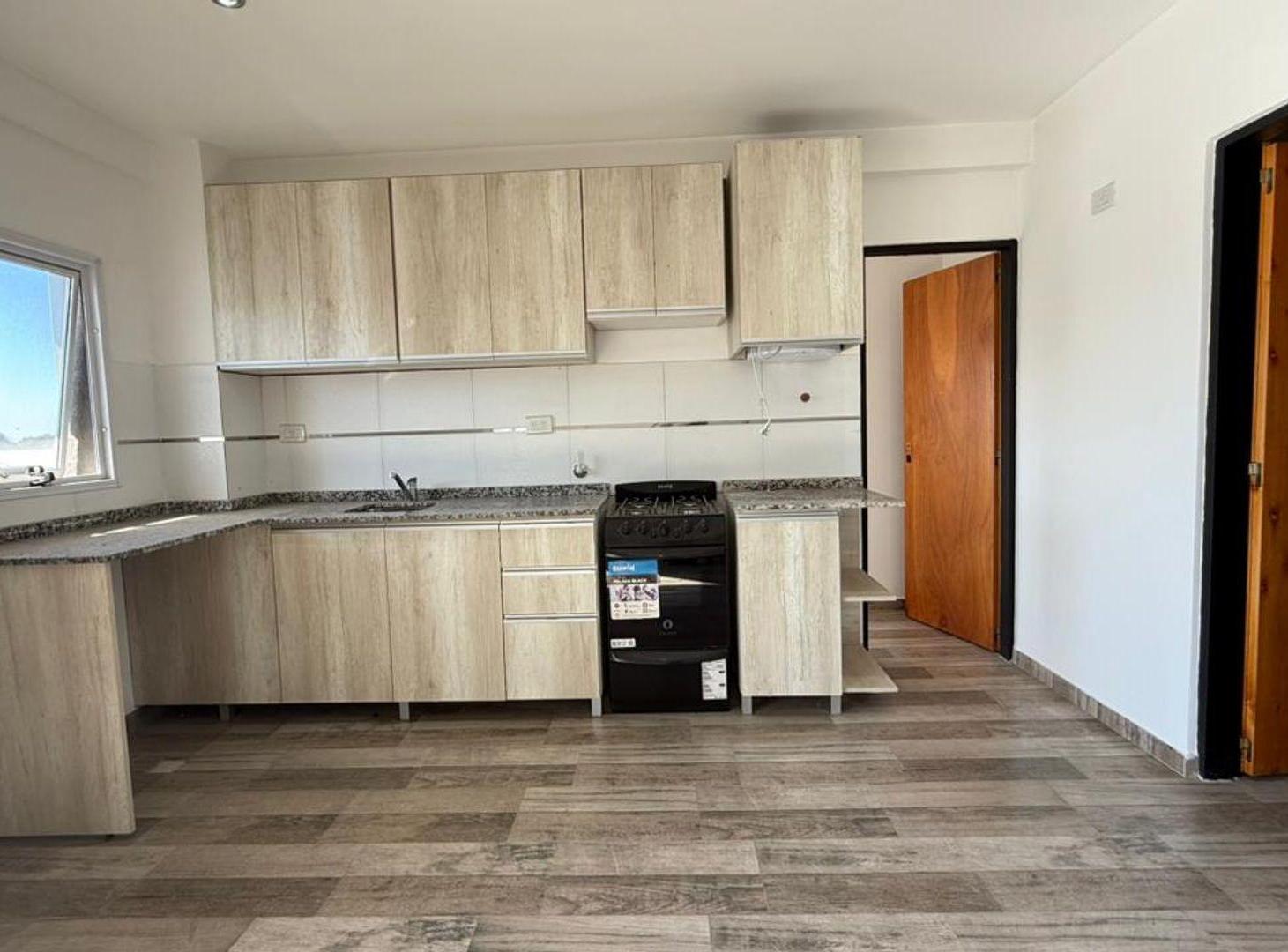 Foto de VENTA DTO 2 AMB A ESTRNAR- LANUS OESTE, imagen 2