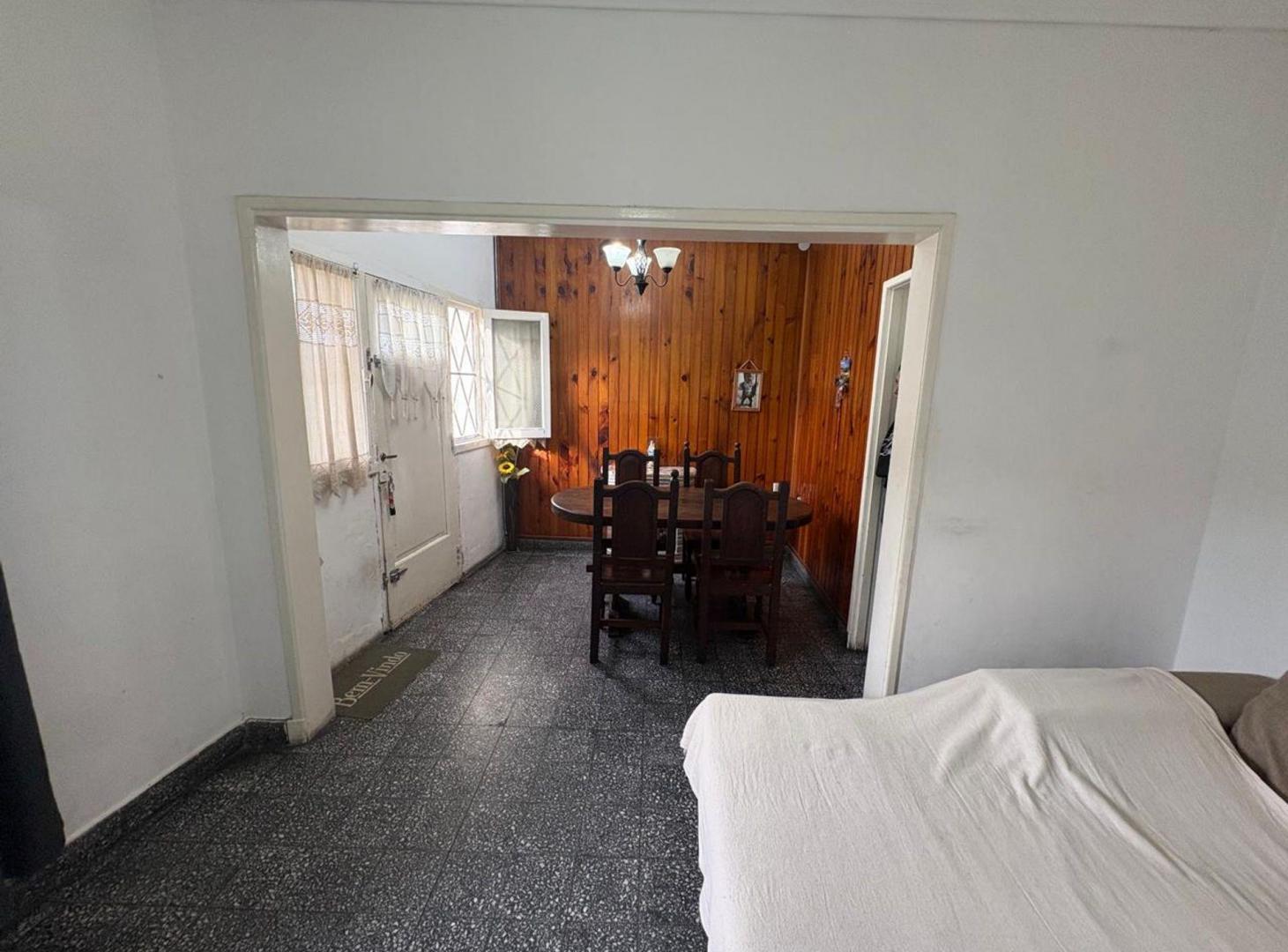 Foto de CASA DE 3 AMB EN VENTA EN R. ESCALADA APTA CRED, imagen 3