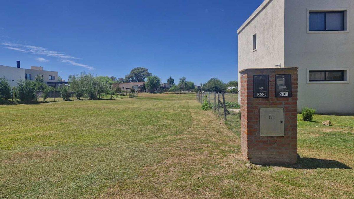 Foto de LOTE Barrio San Sebastian- area 1 calle interna., imagen 1