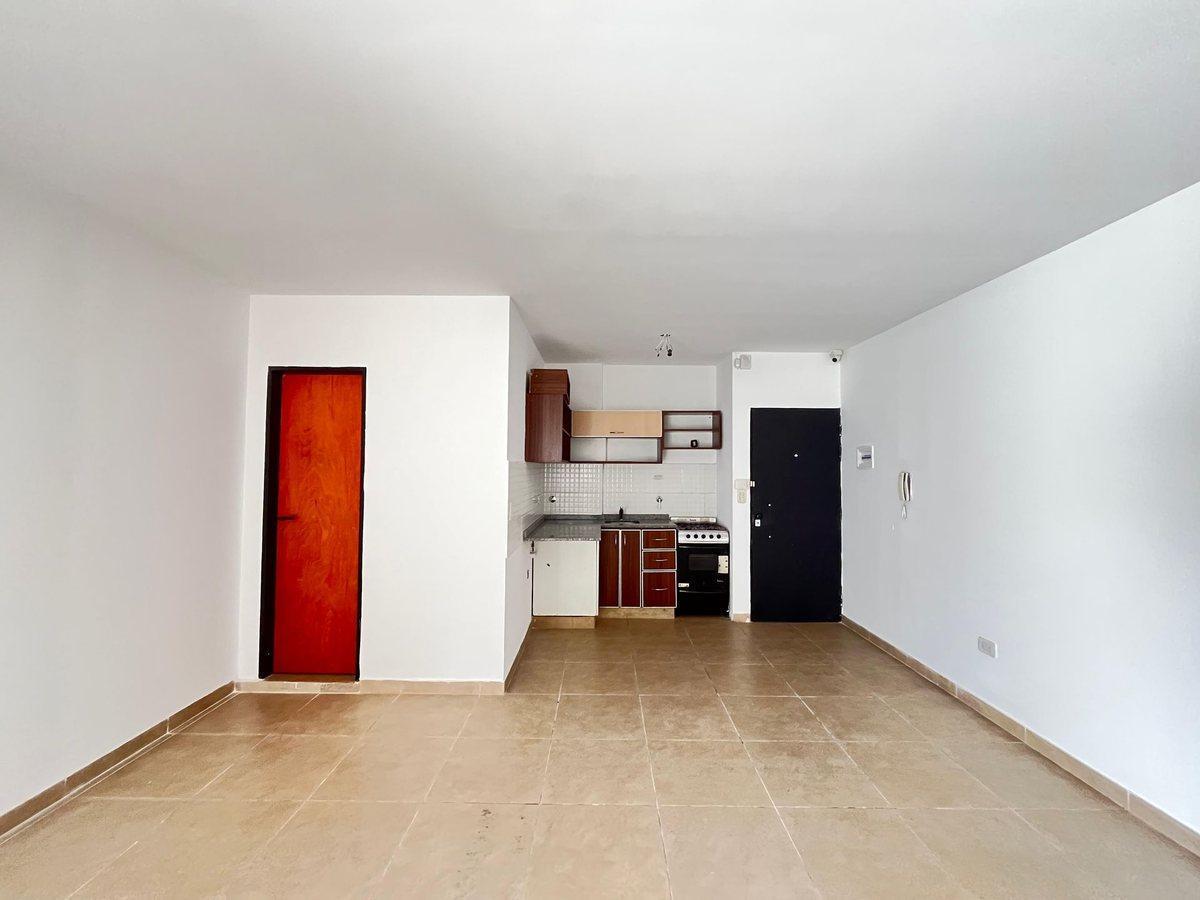 Foto de VENTA DEPTO C/BALCON COCHERA LANÚS O., imagen 4