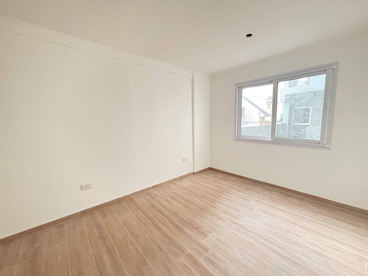 Foto de VENTA DEPTO 3 AMB A ESTRENAR C/COCHERA LANÚS OESTE, imagen 5