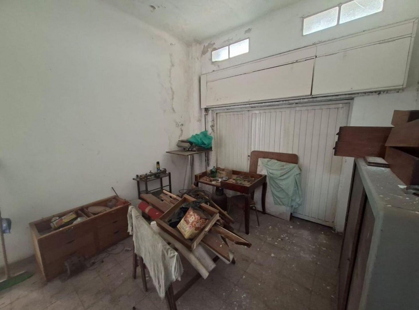 Foto de LOTE /TERRENO EN VENTA VILLA LUGANO 246 MTS2, imagen 4