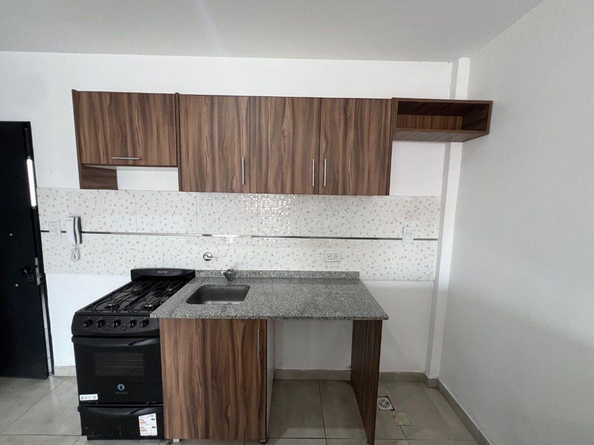 Foto de DPTO EN VENTA MONOAMBIENTE CON BALCON LANUS OESTE, imagen 2