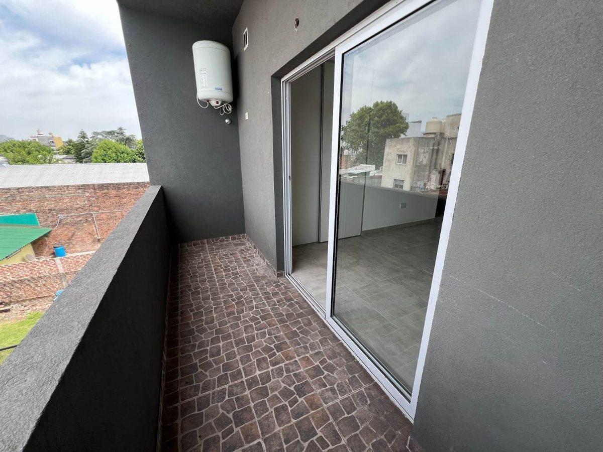 Foto de DPTO EN VENTA MONOAMBIENTE CON BALCON LANUS OESTE, imagen 5