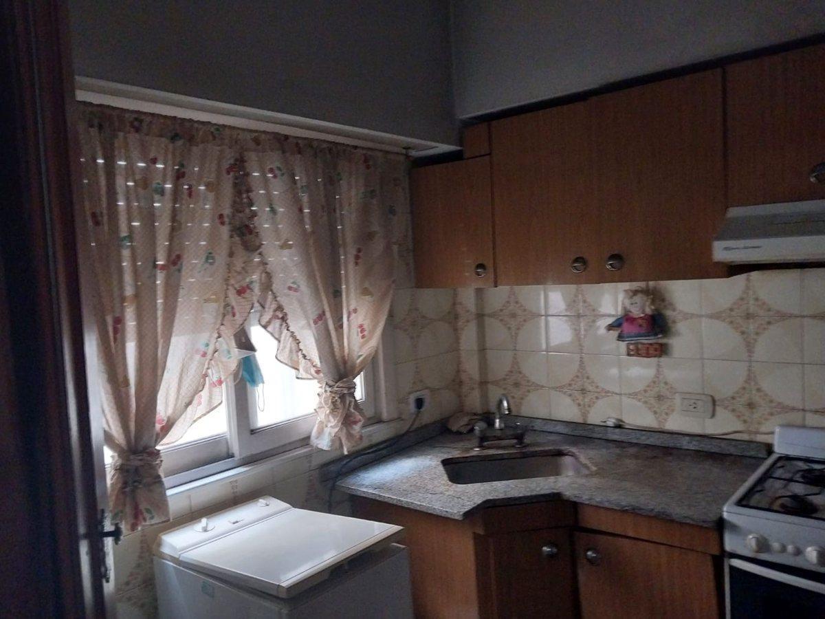 Foto de VENTA PH 3 AMB. 1° PISO PIÑEYRO - APTO CREDITO-, imagen 4