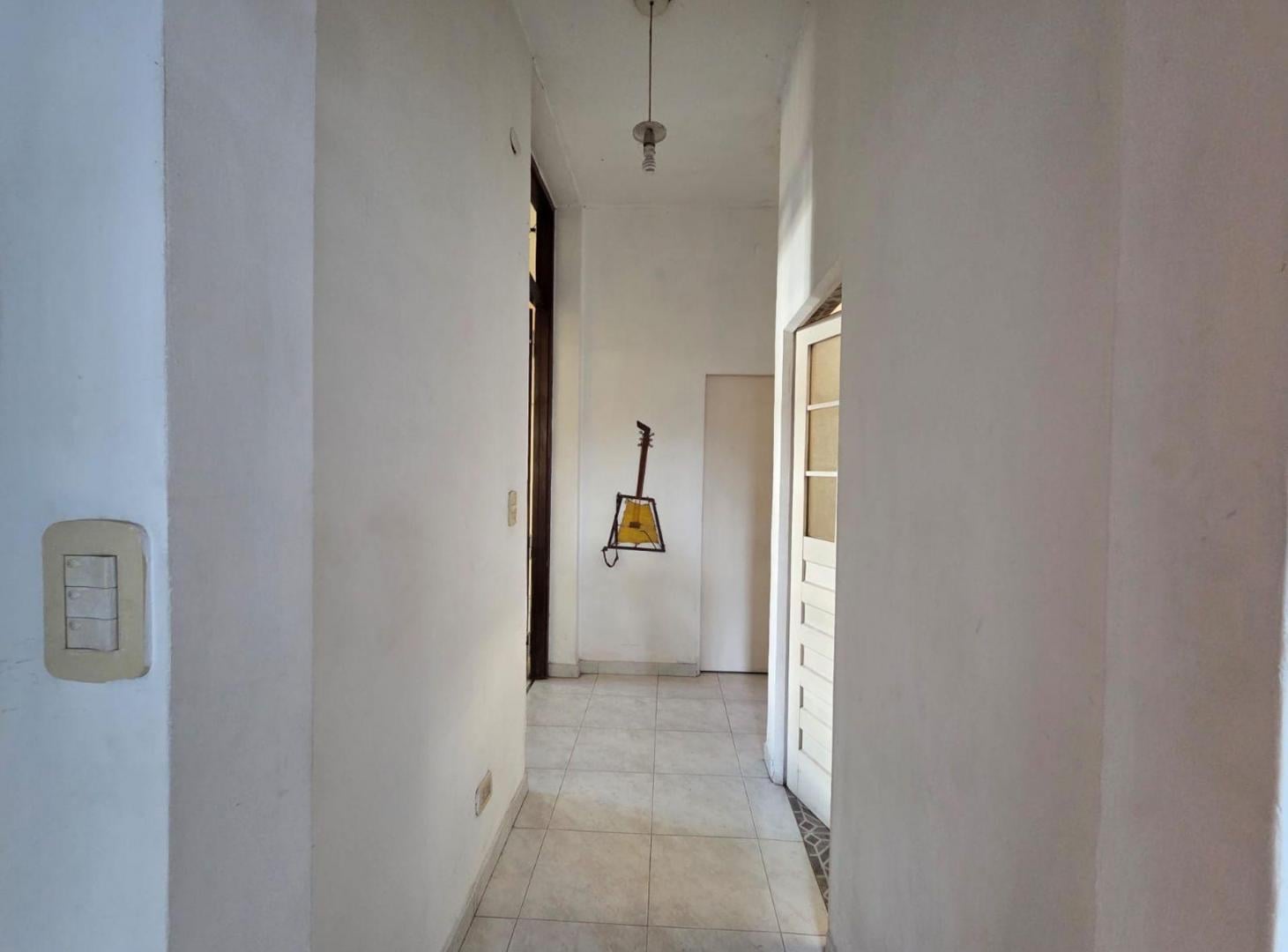 Foto de Casa 4 ambientes con cochera y patio en V. Alsina, imagen 2