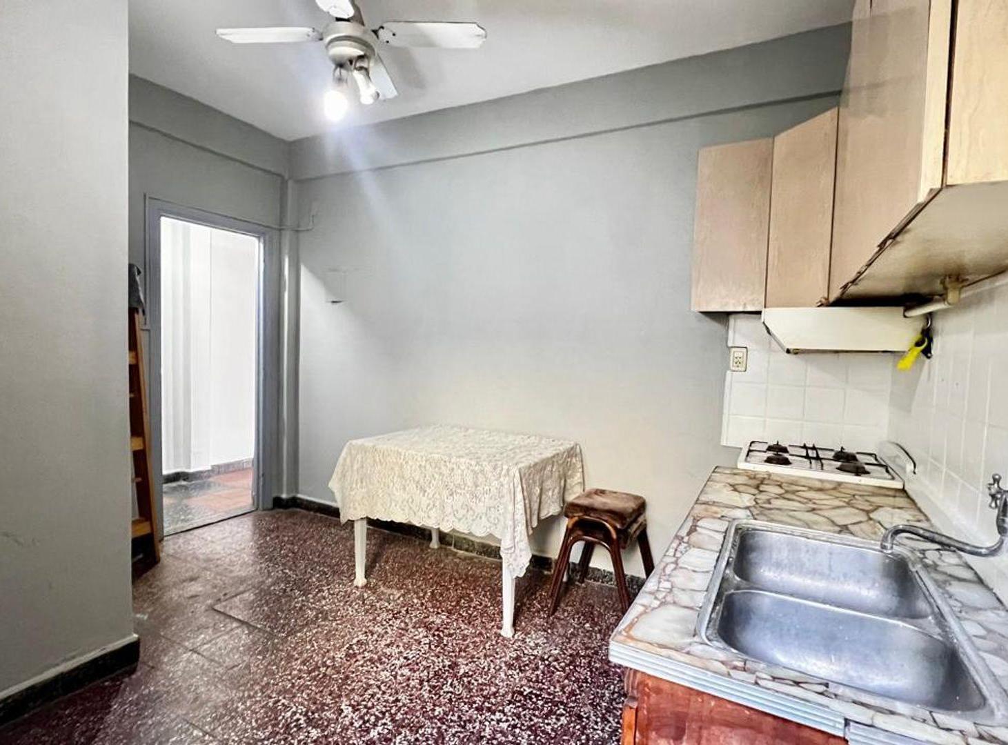 Foto de EN VENTE-DEPTO 3 AMB-75MTRS-PRIMER PISO AL FRENTE, imagen 4