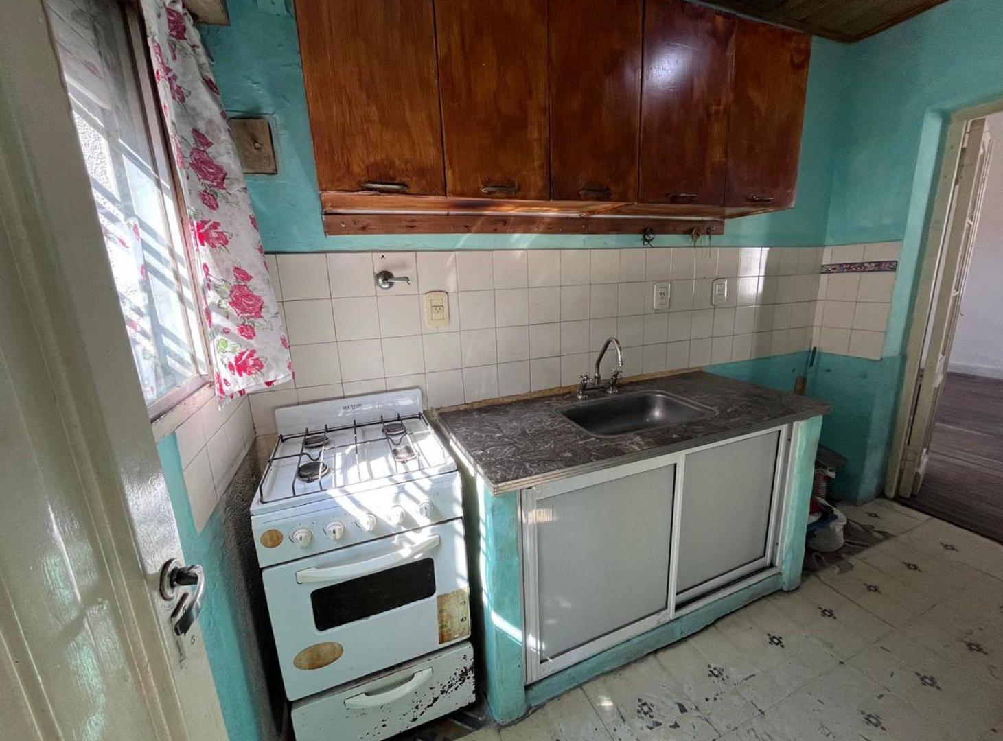 Foto de Departamento 2 amb. con patio Alquiler en Lanús E., imagen 4