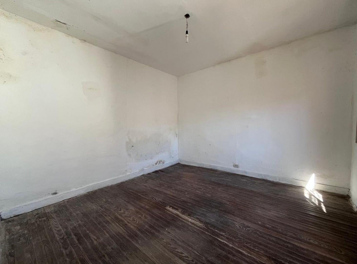 Foto de Departamento 2 amb. con patio Alquiler en Lanús E., imagen 2