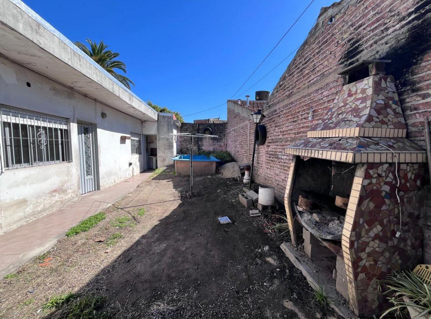 Foto de Departamento 2 amb. con jardín en alquiler Lanús E, imagen 1