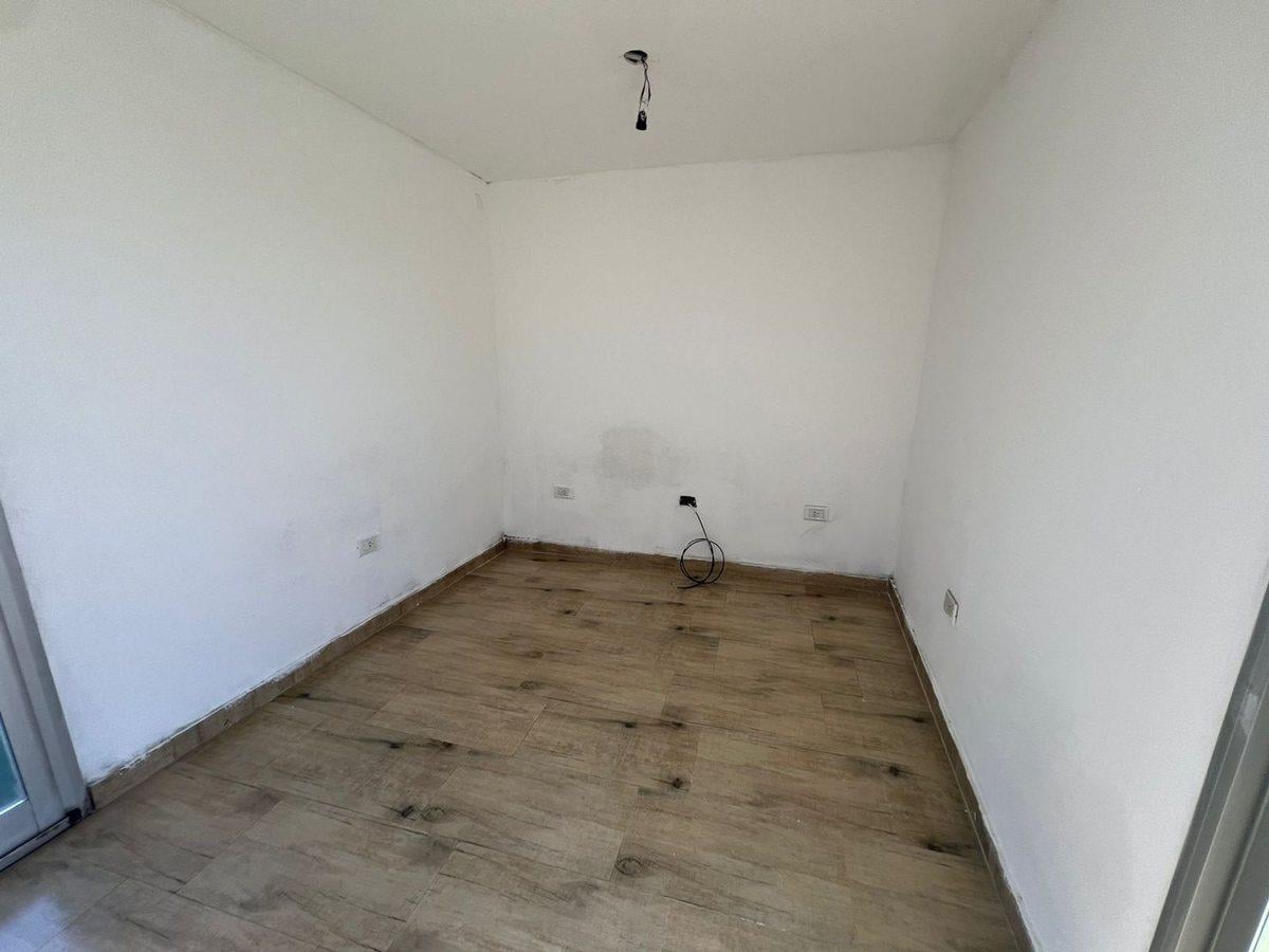 Foto de duplex 4 amb en venta con doble balcón y patio, imagen 3
