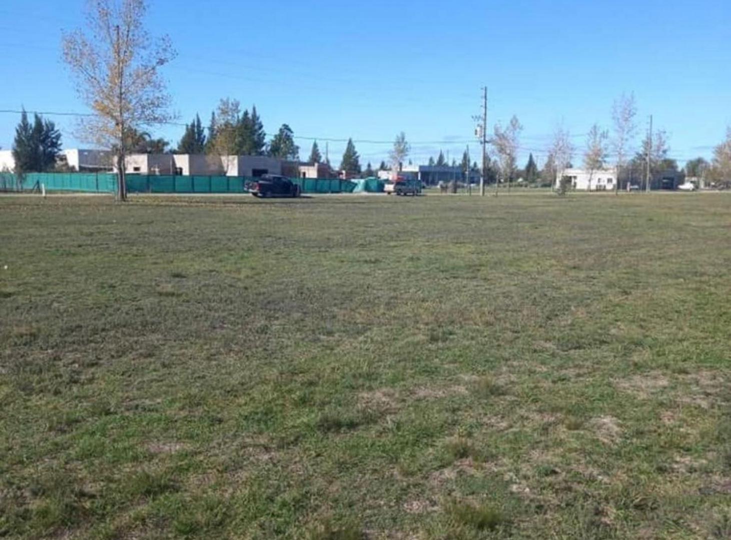 Foto de LOTE EN VENTA - PERMUTA - COUNTRY EN SAN VICENTE., imagen 3