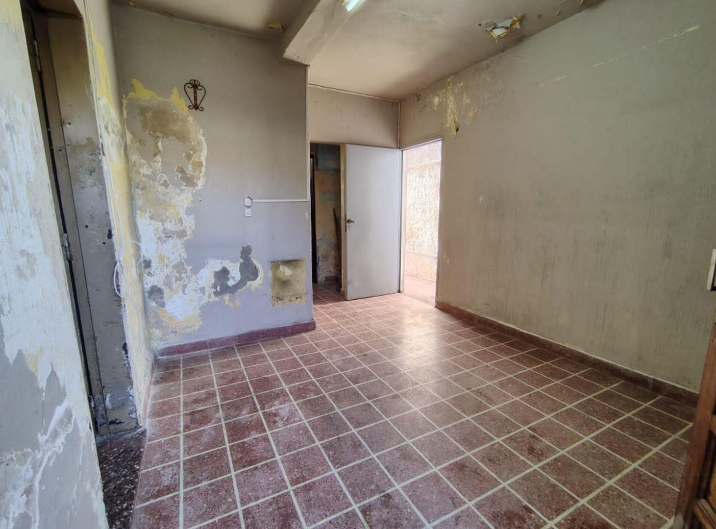 Foto de VENTA CASA 4 AMBIENTES A RECILAR LANUS OESTE, imagen 5