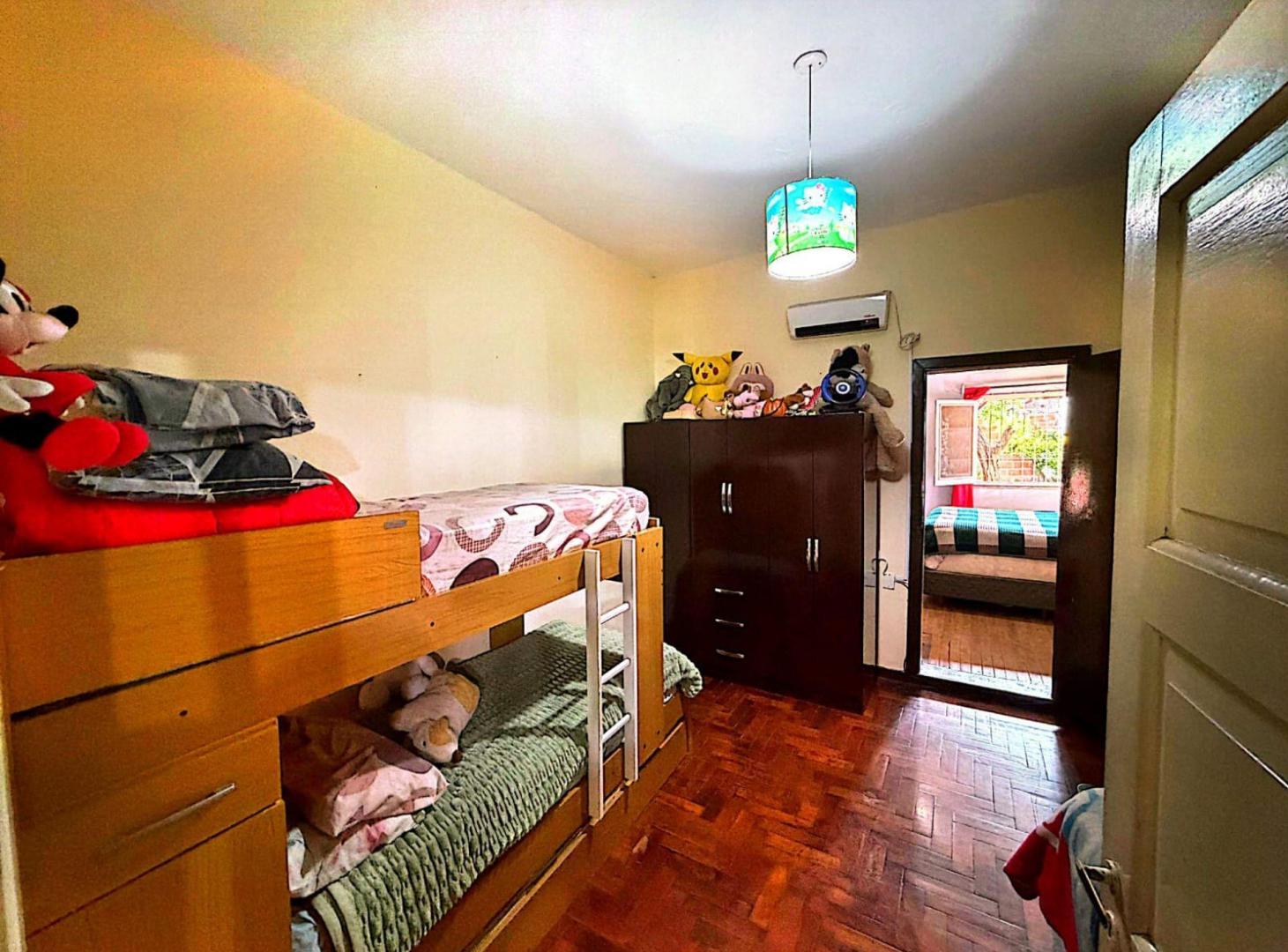 Foto de Casa 3 dorm. con parque y cochera - Lote propio, imagen 4