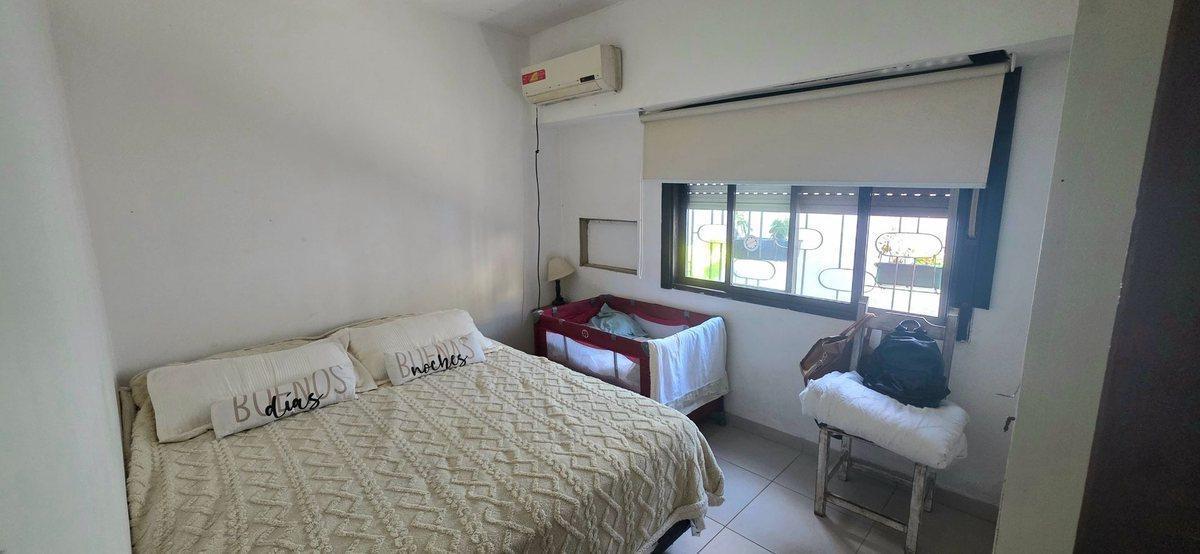 Foto de CASA 2 DORMITORIOS VENTA BANFIELD GARAGE FONDO, imagen 2