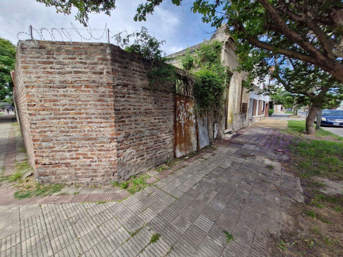Foto de OPORTUNIDAD, CASA IDEAL PARA RECICLAR. LANUS O., imagen 4