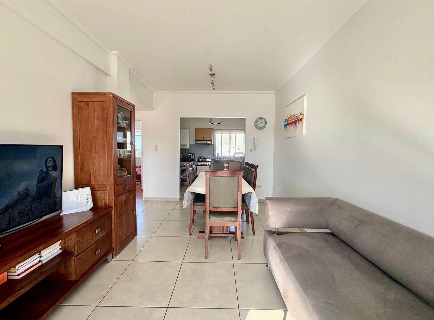 Foto de Depto 3 amb 9° piso c/balcón Wilde-PERMUTA/VENTA, imagen 3