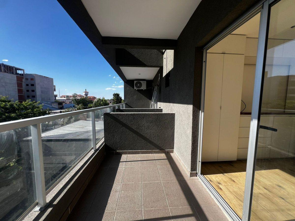 Foto de DEPTO EN ALQUILER 2 AMB CON BALCON LANUSITA, imagen 3