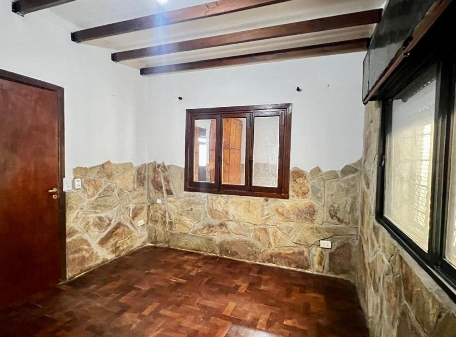 Foto de EN VENTA-CHALET 6 AMB-EXCELENTE UBICACIÓN, imagen 5