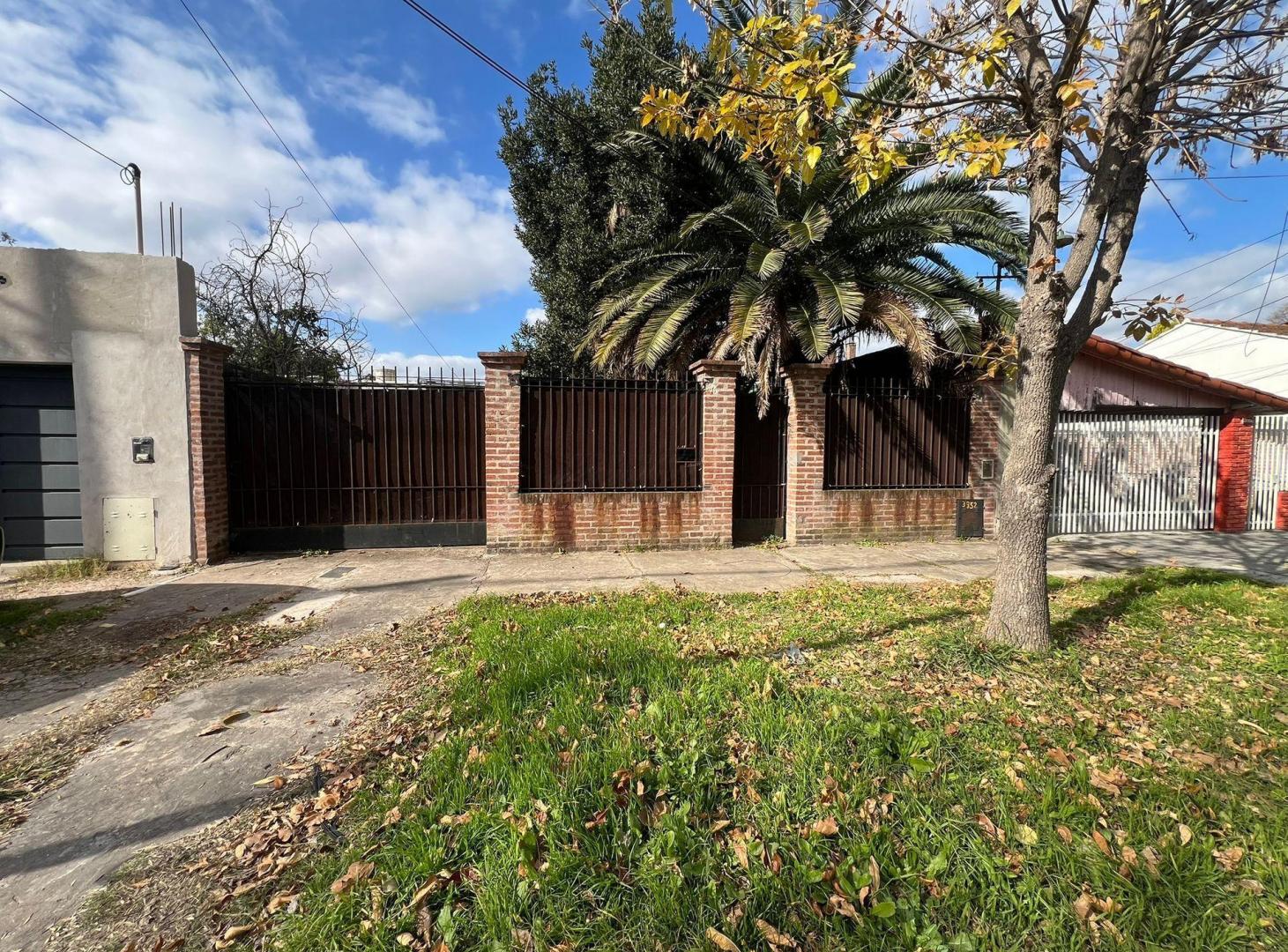 Foto de Venta de terreno en Remedios de Escalada, imagen 1