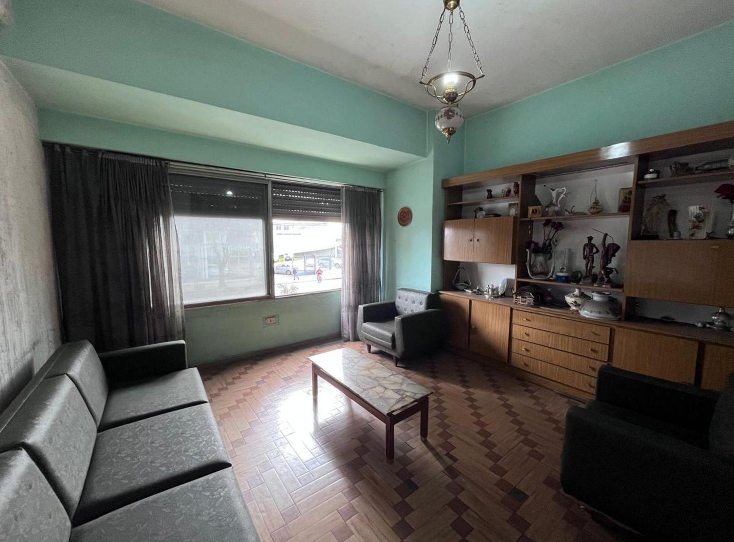 Foto de LOCAL CON VIVIENDA EN VENTA EN LANUS OESTE, imagen 3