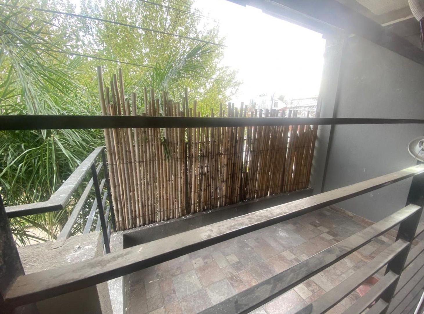 Foto de MONOAMBIENTE EN ALQUILER C/BALCON LANUS ESTE, imagen 3