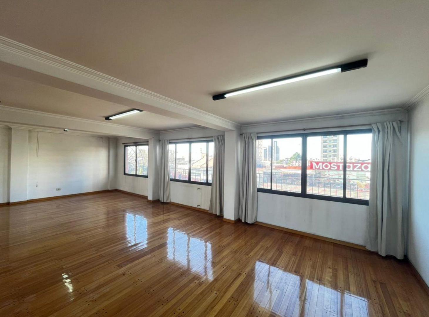 Foto de ALQUILER LOCAL COMERCIAL - S/EXPENSAS -LANÚS OESTE, imagen 4