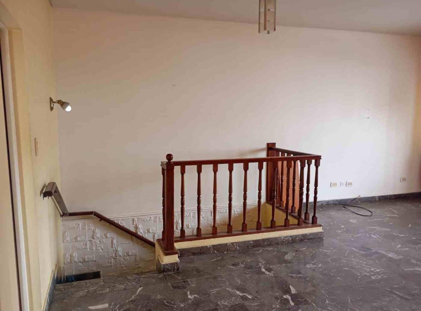 Foto de VENTA PH 3 AMBIENTES CON PATIO Y QUINCHO - LANUS, imagen 3