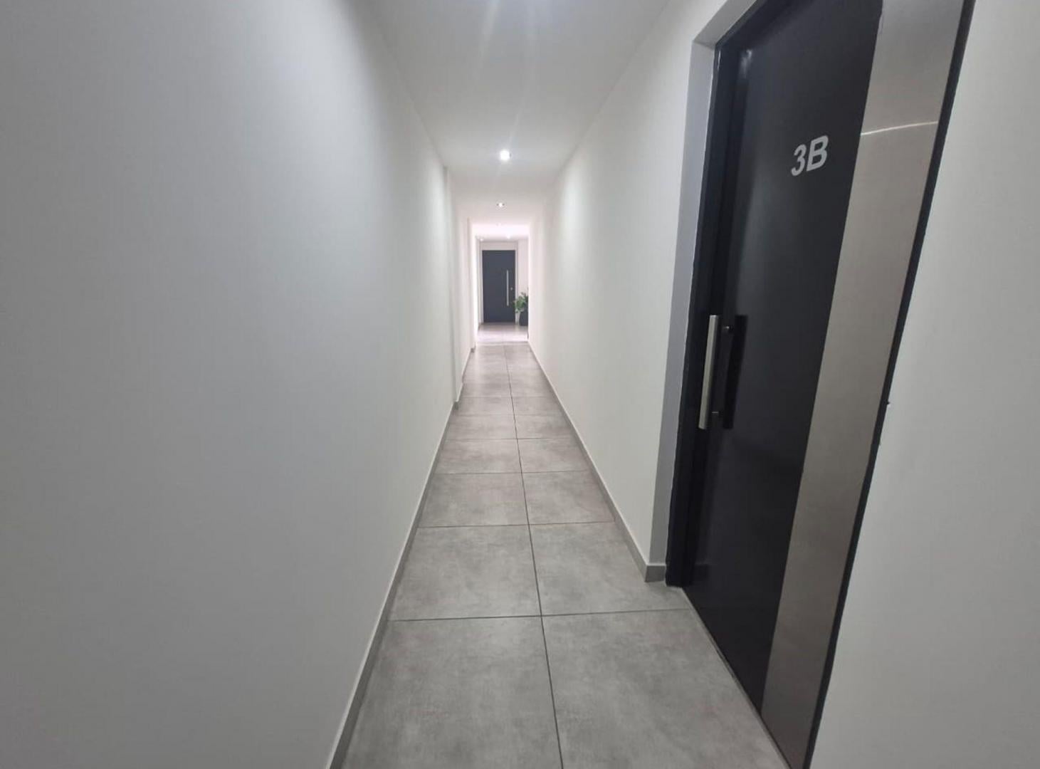 Foto de ALQUILER MONOAMBIENTE DIVISIBLE CON BALCON L.OESTE, imagen 5