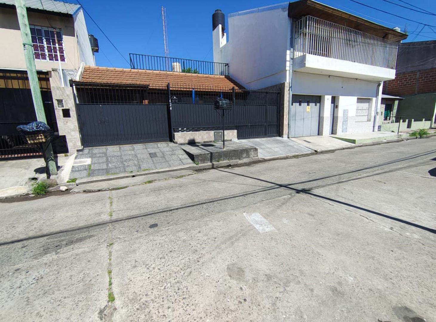 Foto de VENTA CASA 5 AMB | COCHERA DOBLE | TERRAZA, imagen 1